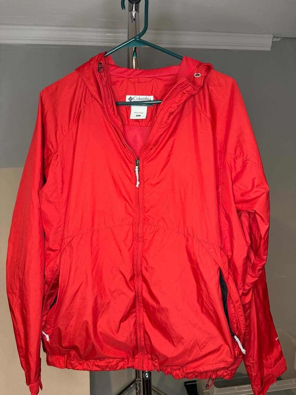 Columbia Sportswear Women's Full Zip Hooded Windbreaker Jacket - Red